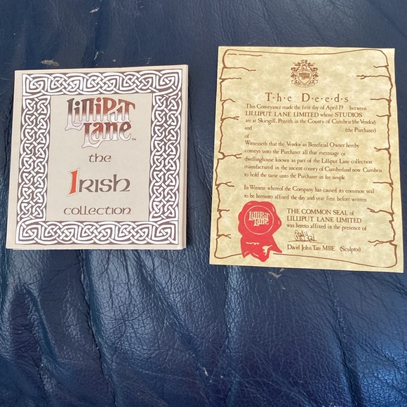 Lilliput Lane Cottage “O’Laceys Store” - Picture 7 of 7